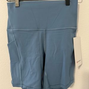 NWT Lululemon Align 6” High Rise Short with Pockets